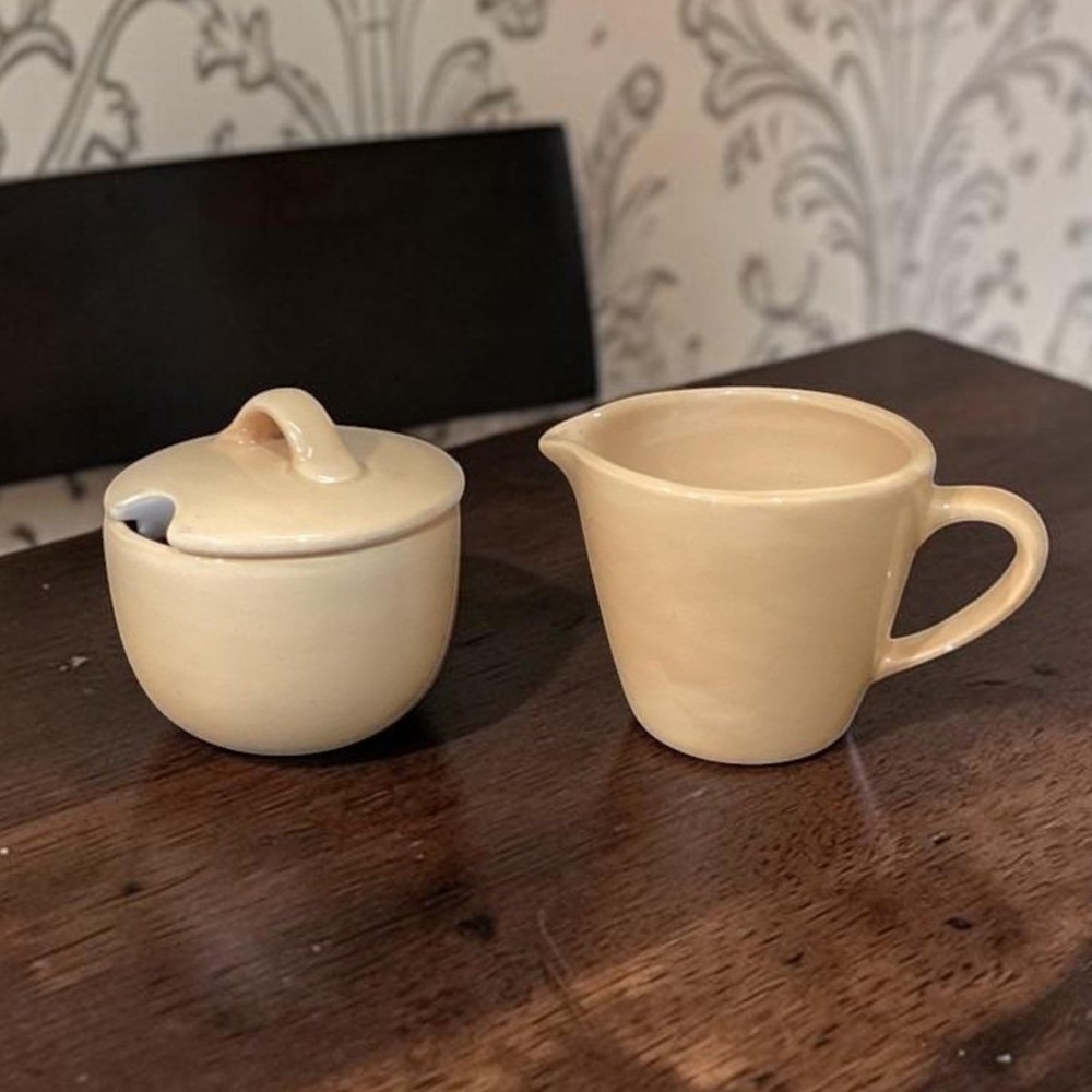 Pottery Barn Sausalito Cream & Lidded Sugar Bowl, Vtg Yellow Ceramic‎ Tableware